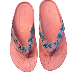 Crocs Coral Pink Flip Flops with Blue Palm Tree  Pattern Womens Size 7